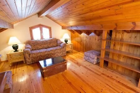 Casa Amb Jardi Alp Apartment Екстериор снимка