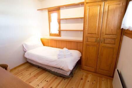 Casa Amb Jardi Alp Apartment Екстериор снимка