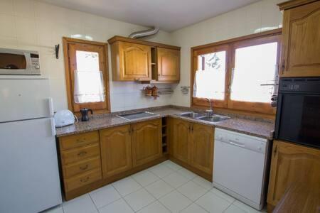 Casa Amb Jardi Alp Apartment Екстериор снимка